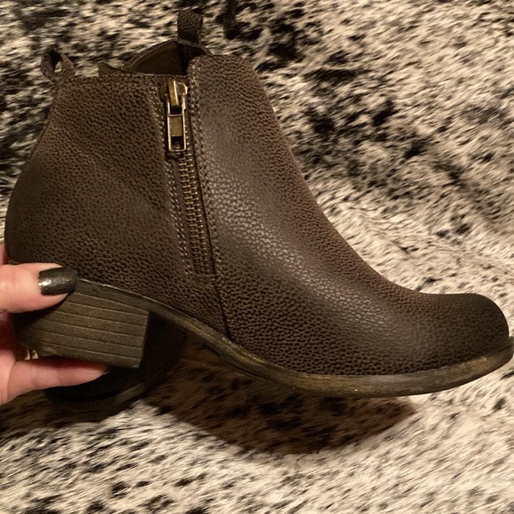 NWT New Attitude booties - Picture 6 of 9